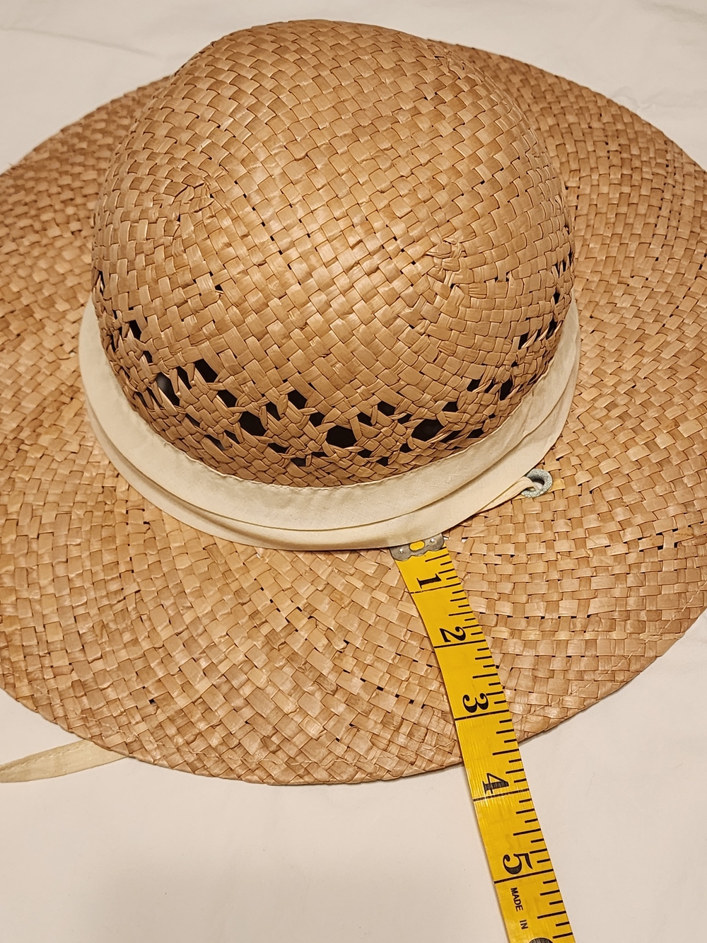 Columbia woven Straw Sun Hat with Cream Band - Picture 2 of 5